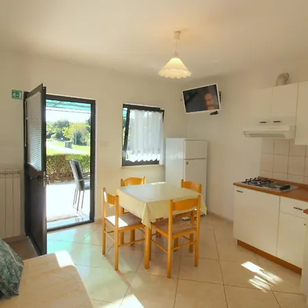 Monika 2 Pax * Novigrad Istria